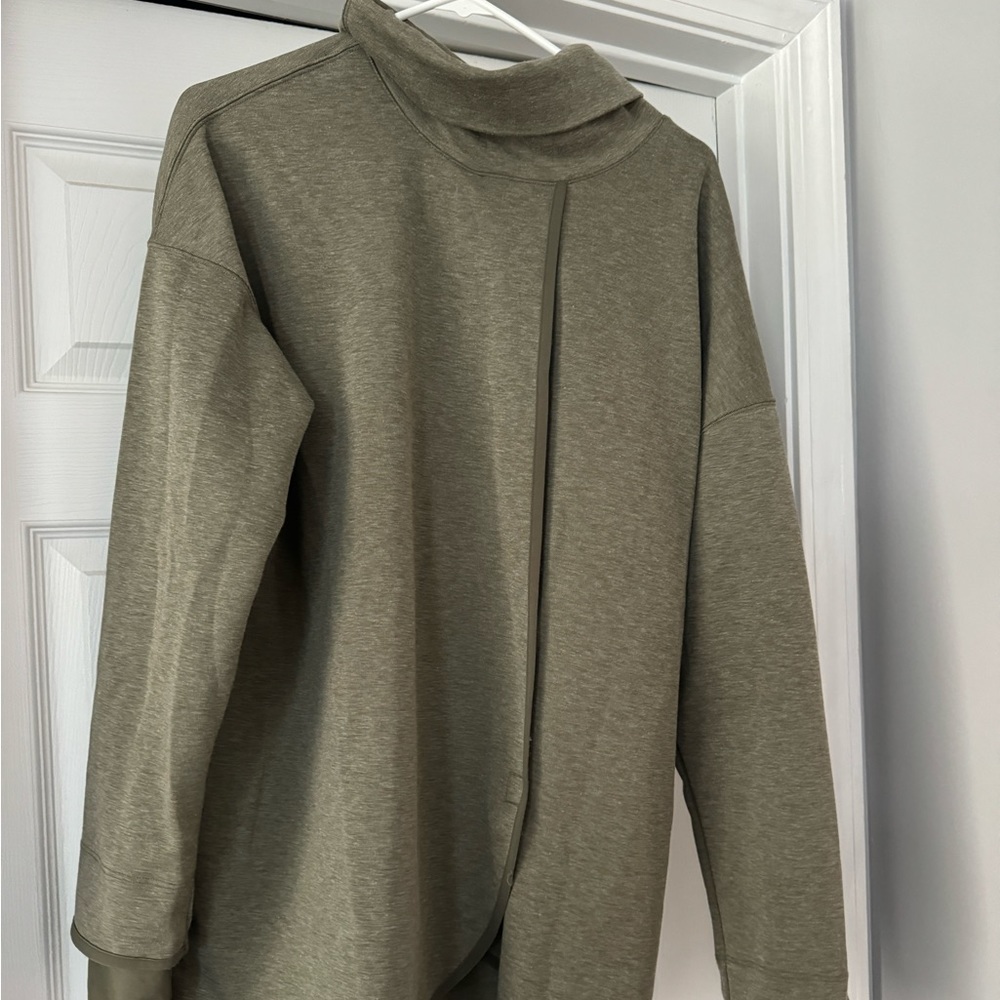 Nike Maternity Sweatshirt
